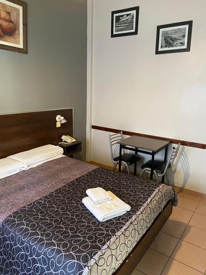 Hotel Viedma Buenos Aires Luaran gambar